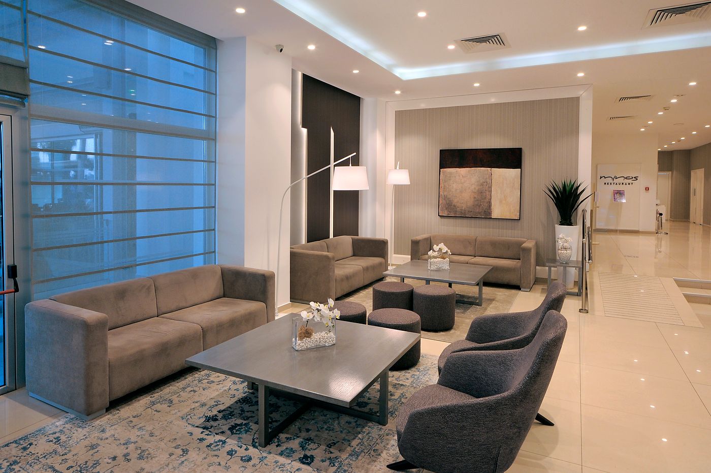 Hotel-Nestor-Lobby-43