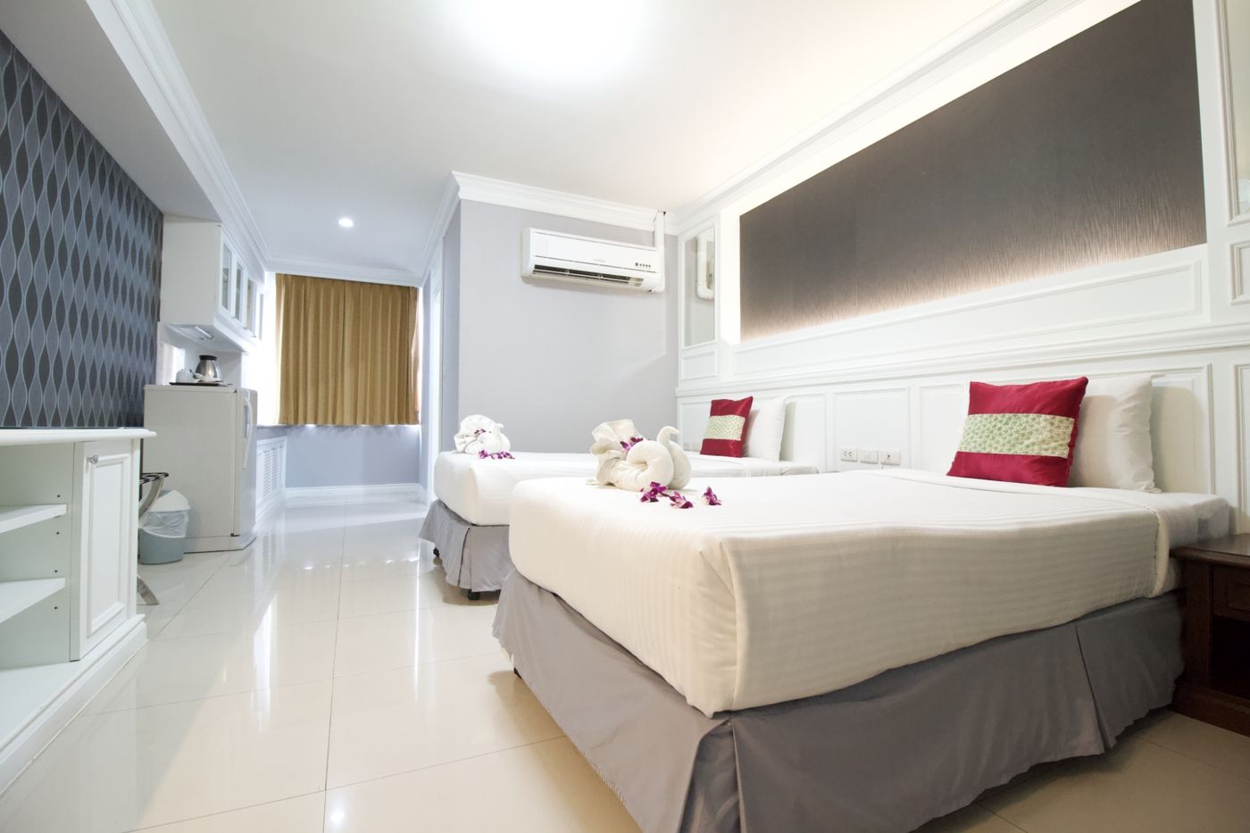Convenient-Park-Bangkok-Sukhumvit-Room-17