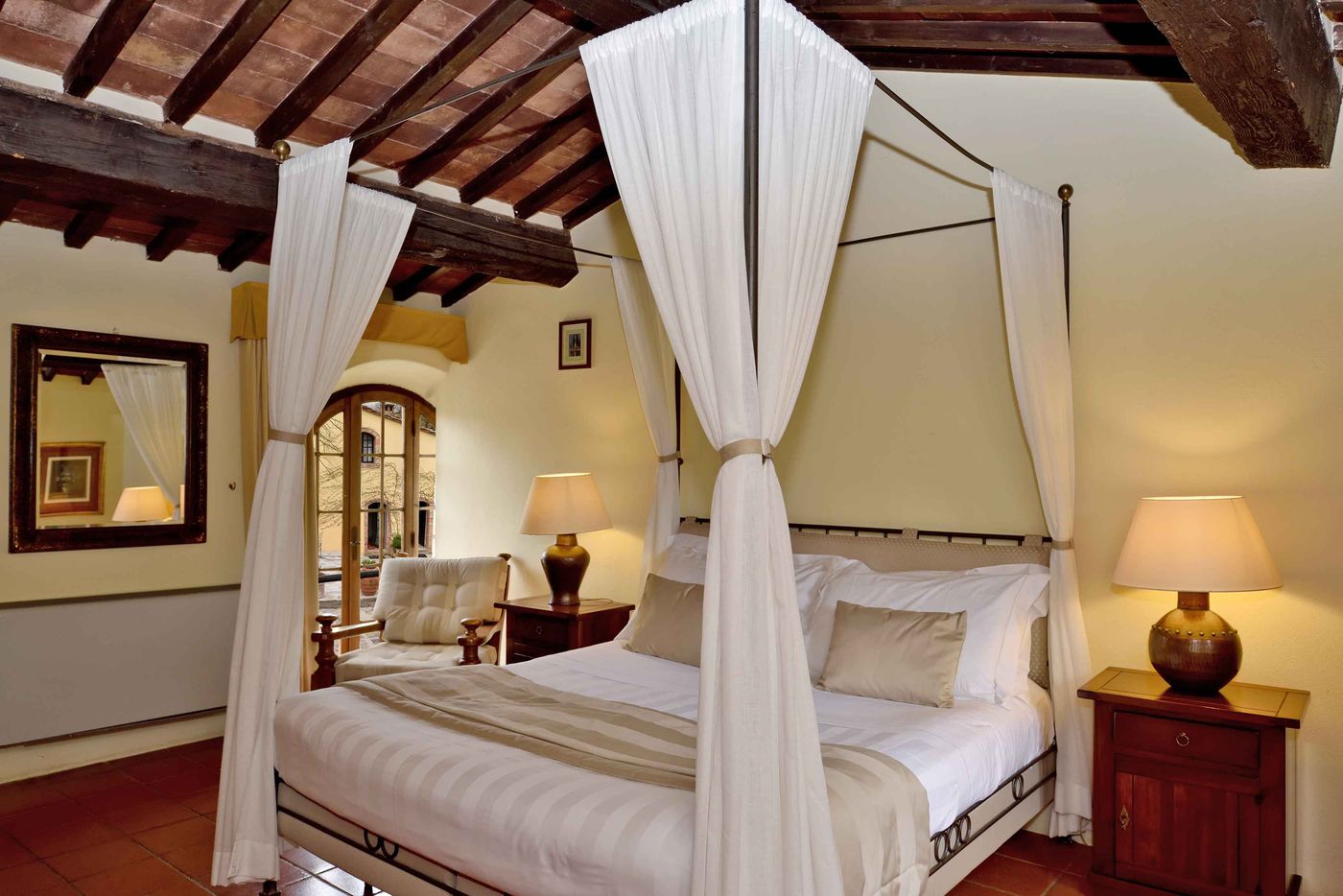 Hotel-Borgo-San-Luigi-Room-14