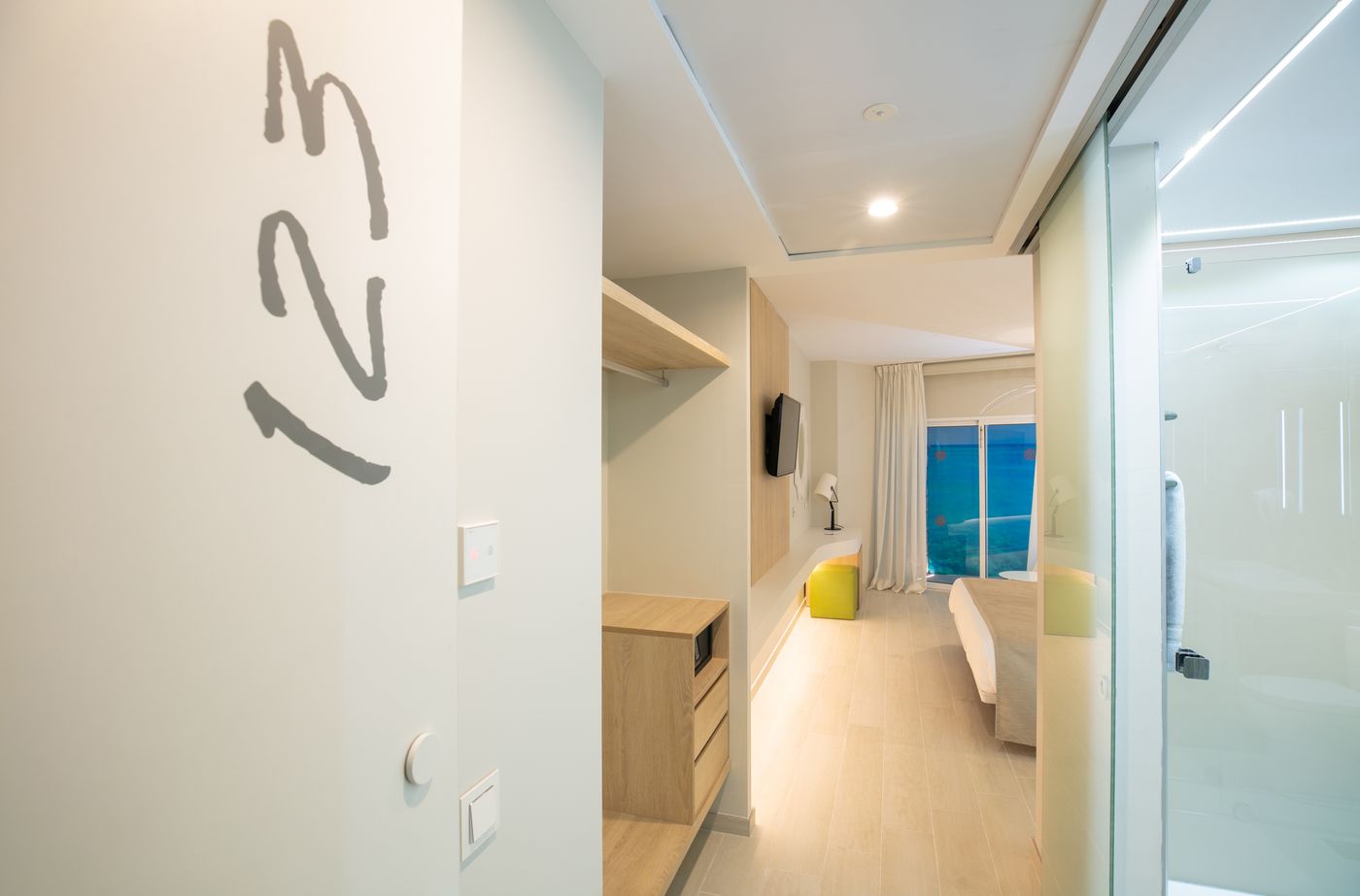 The-Ibiza-Twiins-Room-45