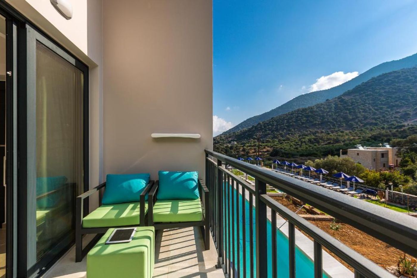 T Hotel Premium Suites