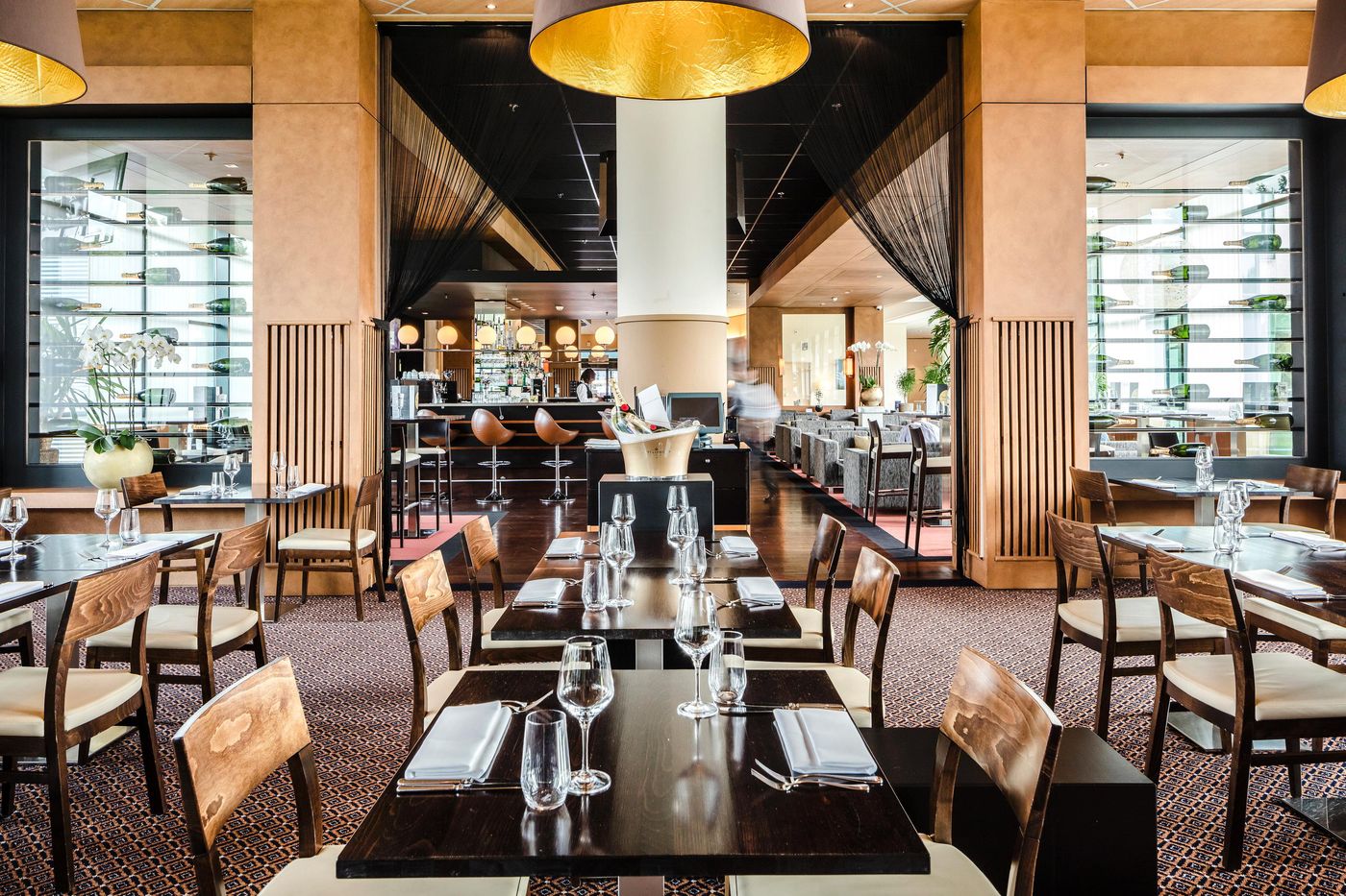 Radisson-Blu-Amsterdam-Airport-Restaurant-55