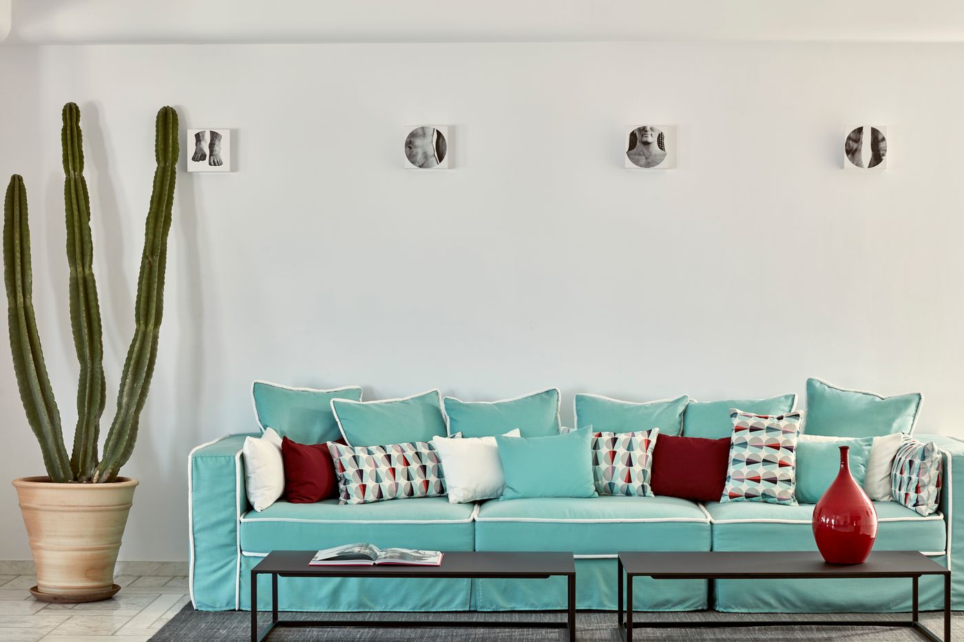 Kouros Hotel & Suites