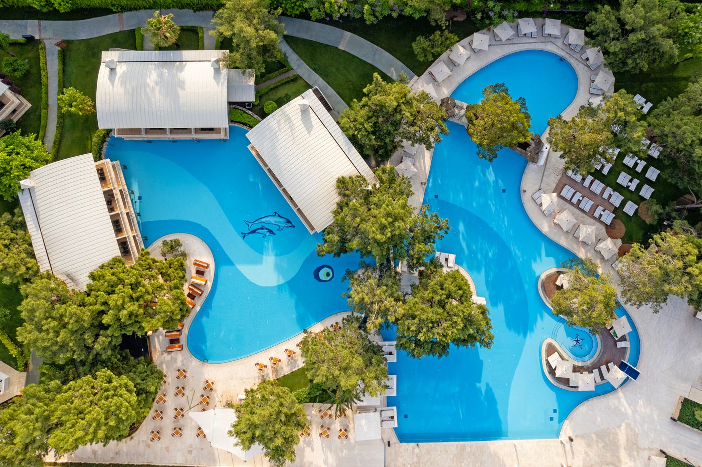 Titanic-Deluxe-Lara-Pool-9