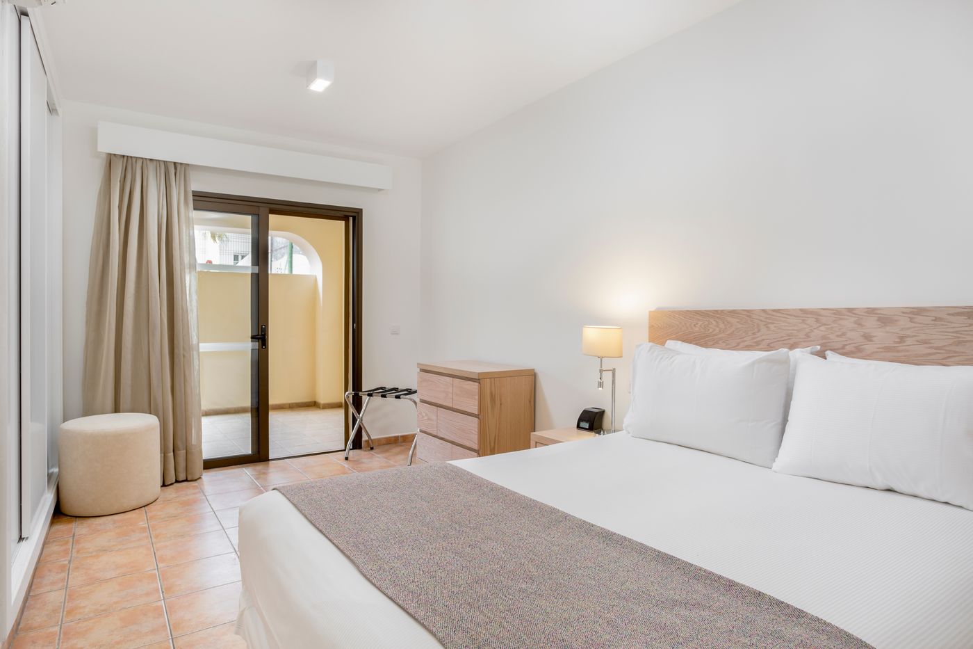 Royal-Sunset-Beach-Club-Room-20