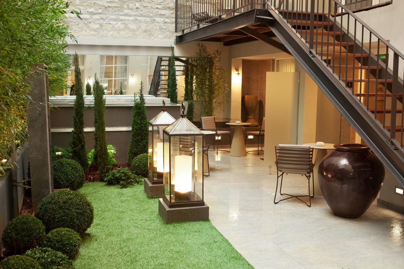 Hotel-La-Lanterne---Sp-Terrace-13