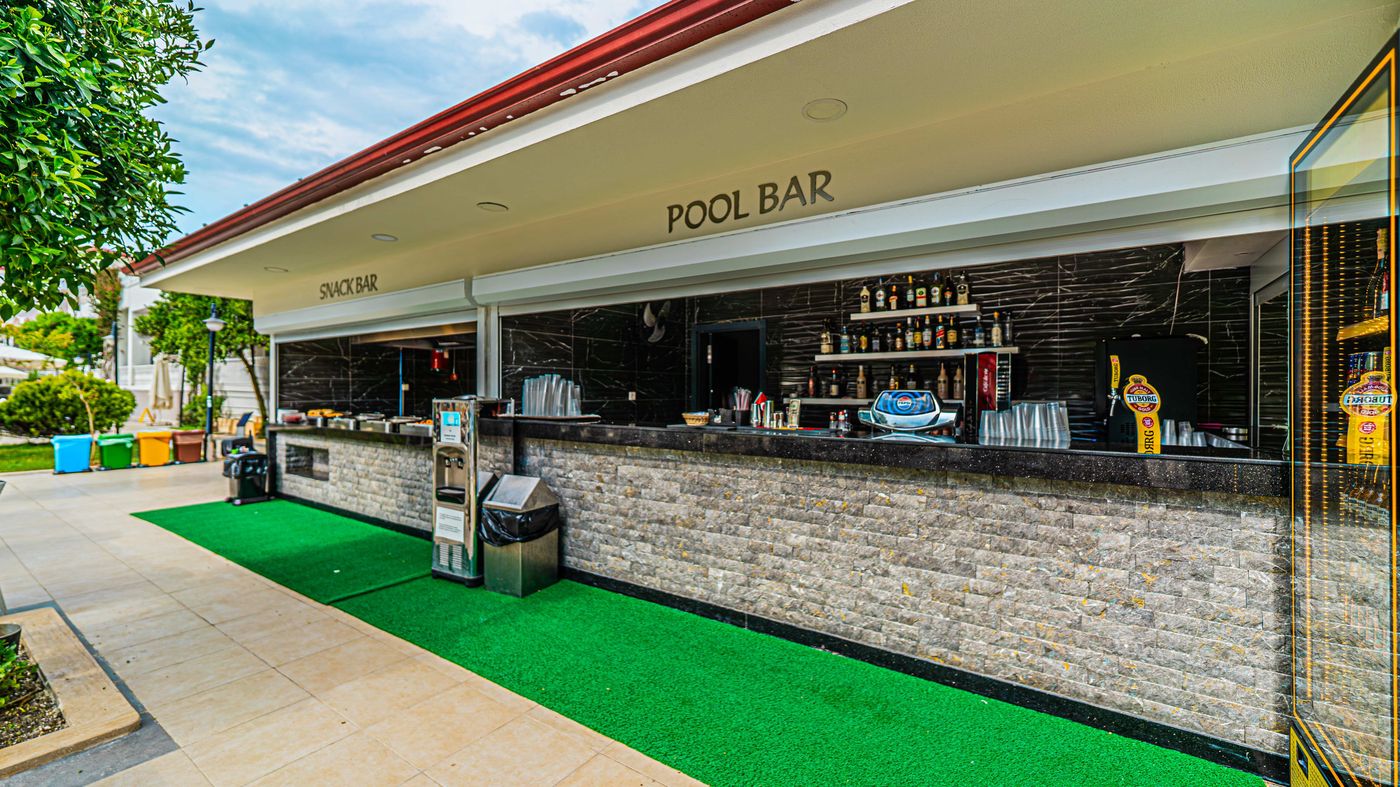 Viking-Garden-Hotel-Bar-11