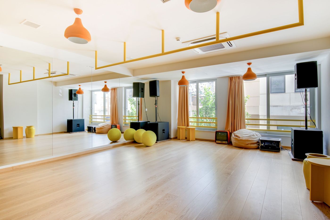 Selina Theatrou Athens 21