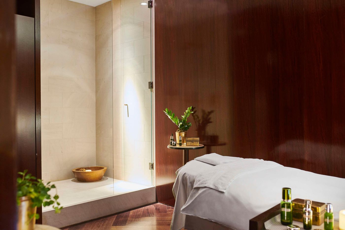 Park-Hyatt-Paris-Vendome-Sports-and-Entertainment-95