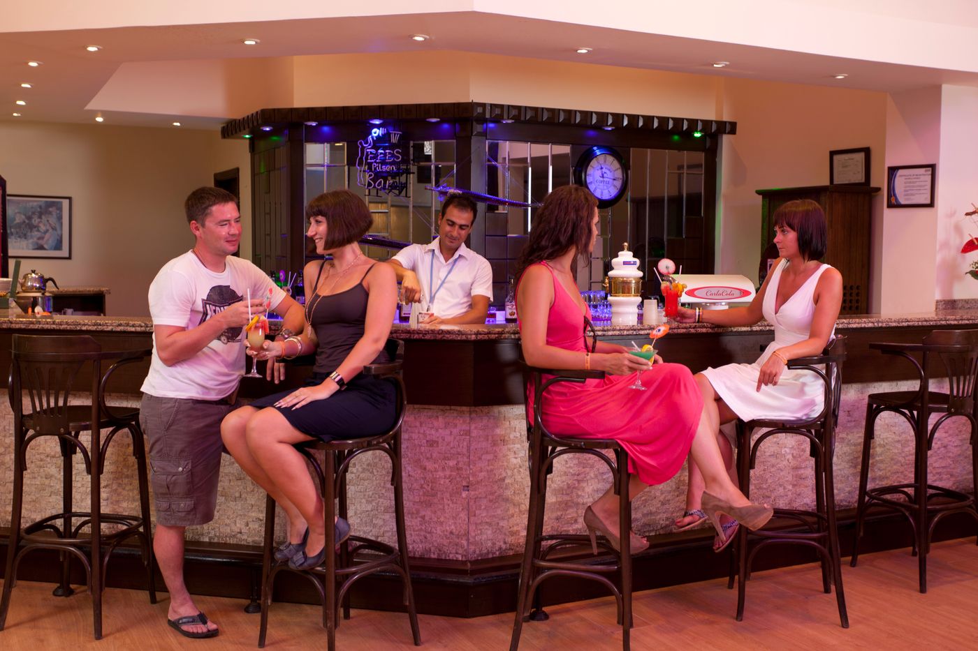 Arabella-World-Hotel-Bar-15