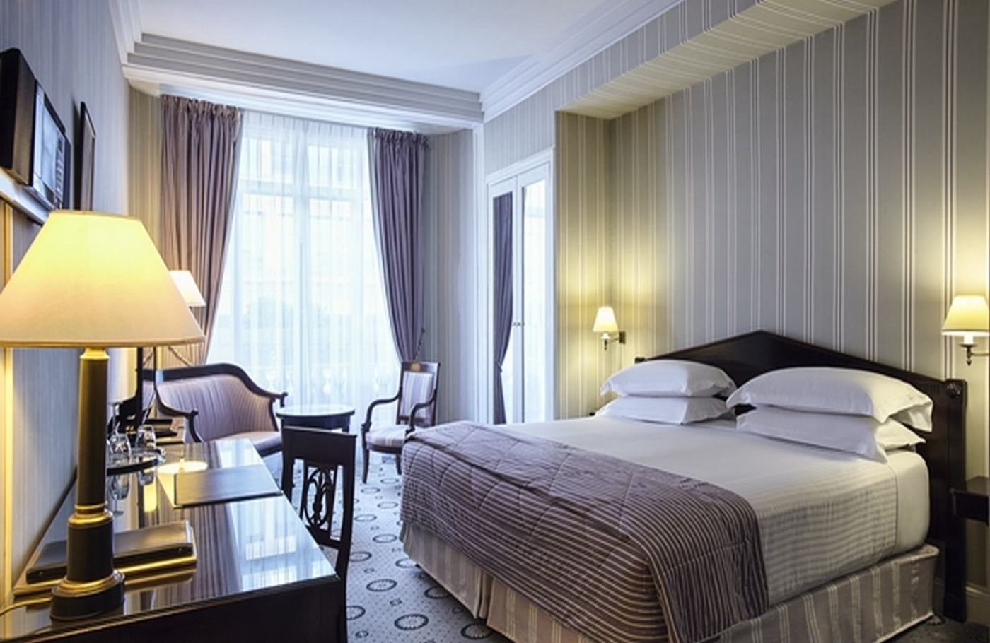 Maison-Astor-Paris--Curio-Collection-by-Hilton-Room-35