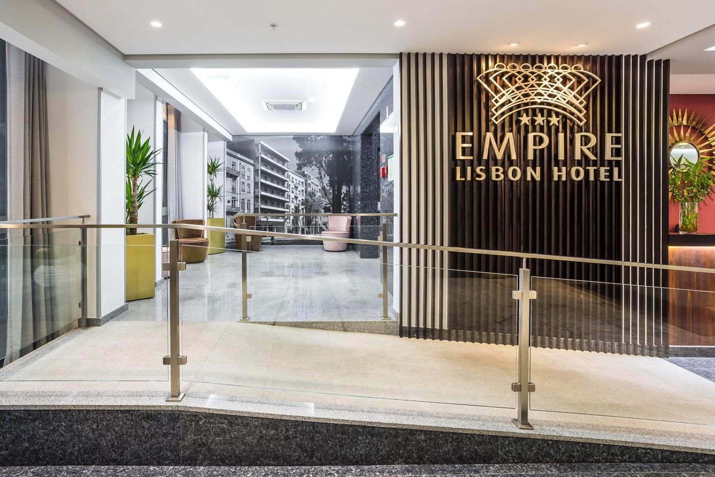 Empire-Lisbon-Hotel-Lobby-23