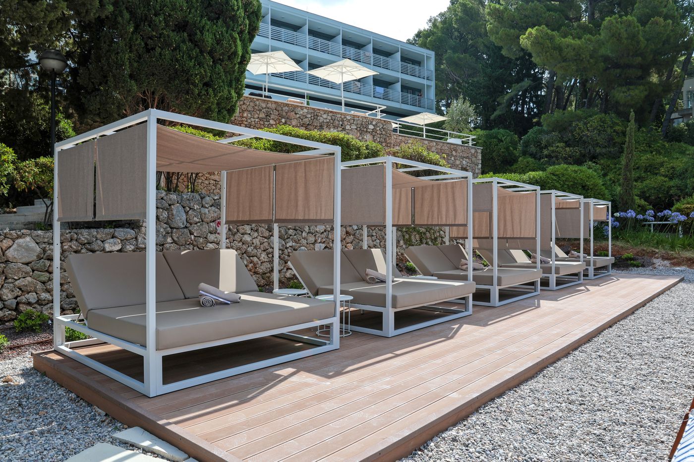 Bluesun-Hotel-Marina-Bar-1