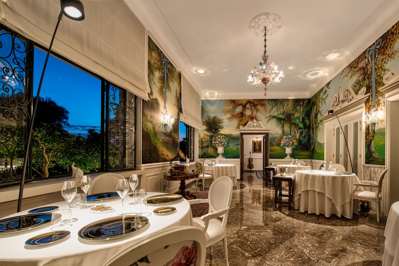 Majestic-Palace-Restaurant-51