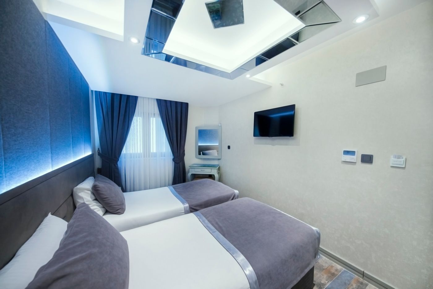 Parmada-Hotel-Old-City-Room-26