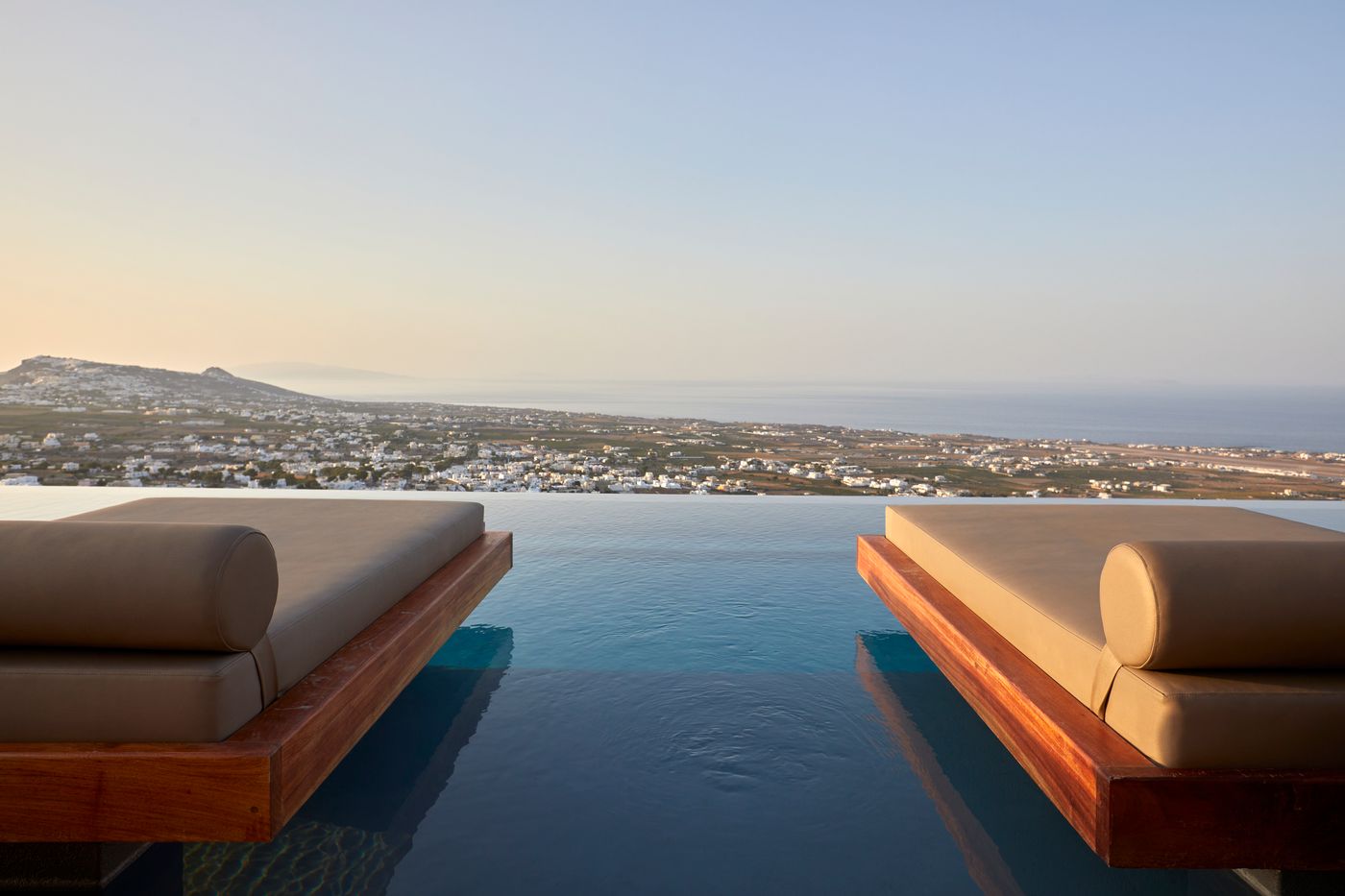North-Santorini-A-Luxury-Spa-Hotel-General-view-45