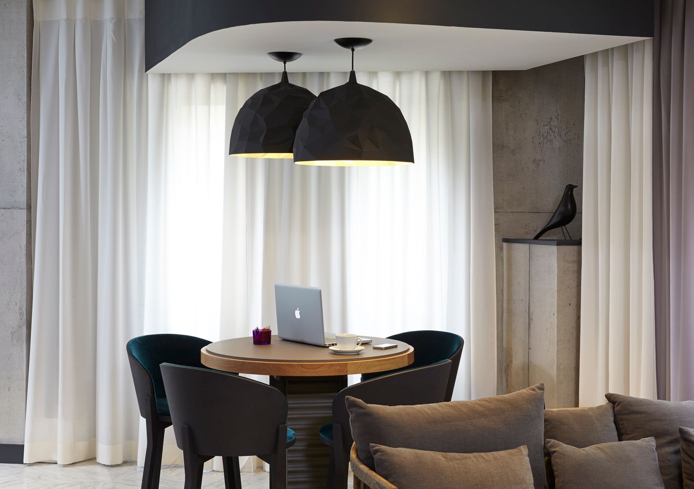 Hotel-Mercure-Paris-Bastille-Saint-Antoine-Lobby-21