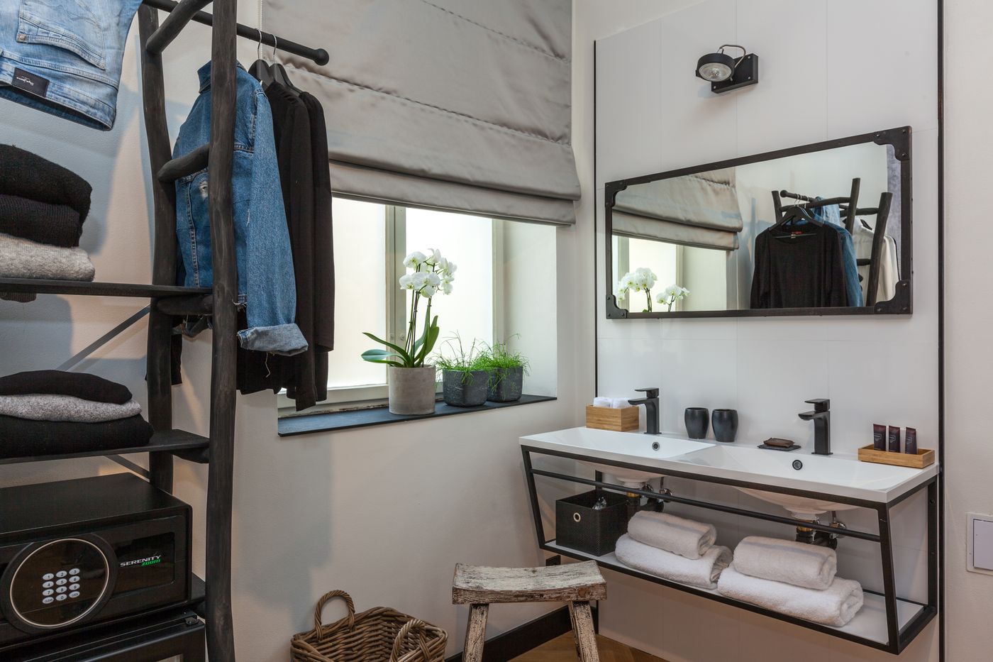 Antik-Hotel-Prague-Room-21