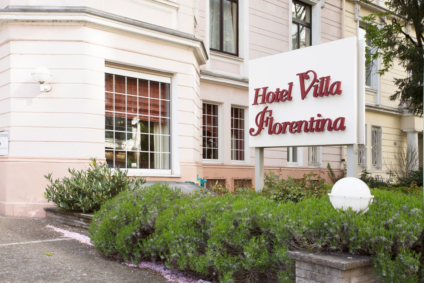 Hotel Villa Florentina - Germany - FRANKFURT - General view - 2