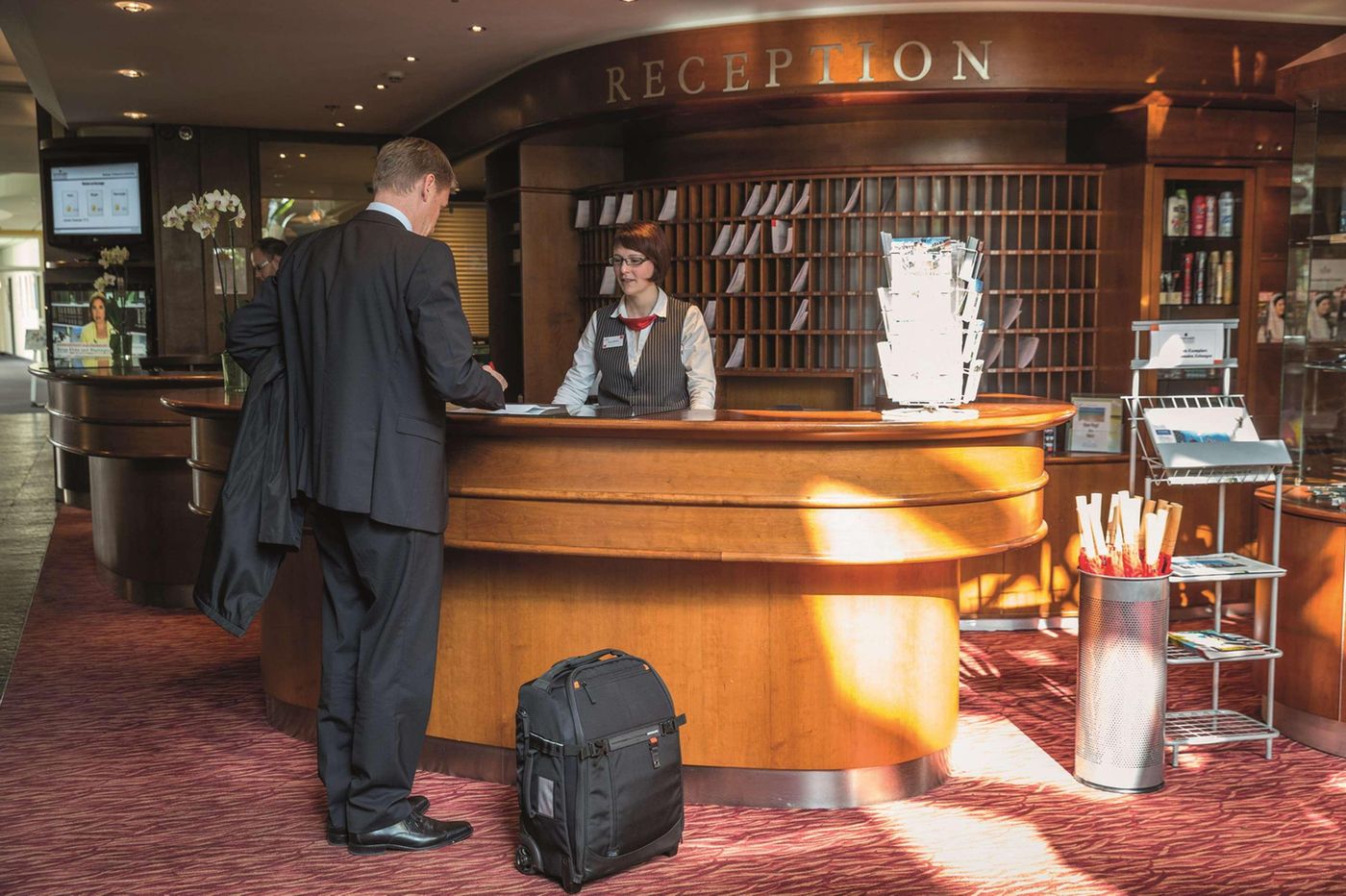 Seminaris-Seehotel-Potsdam-Lobby-17