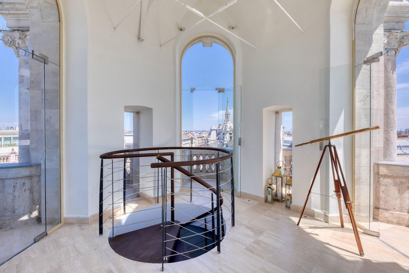 Matild-Palace--a-Luxury-Collection-Hotel-Room-8