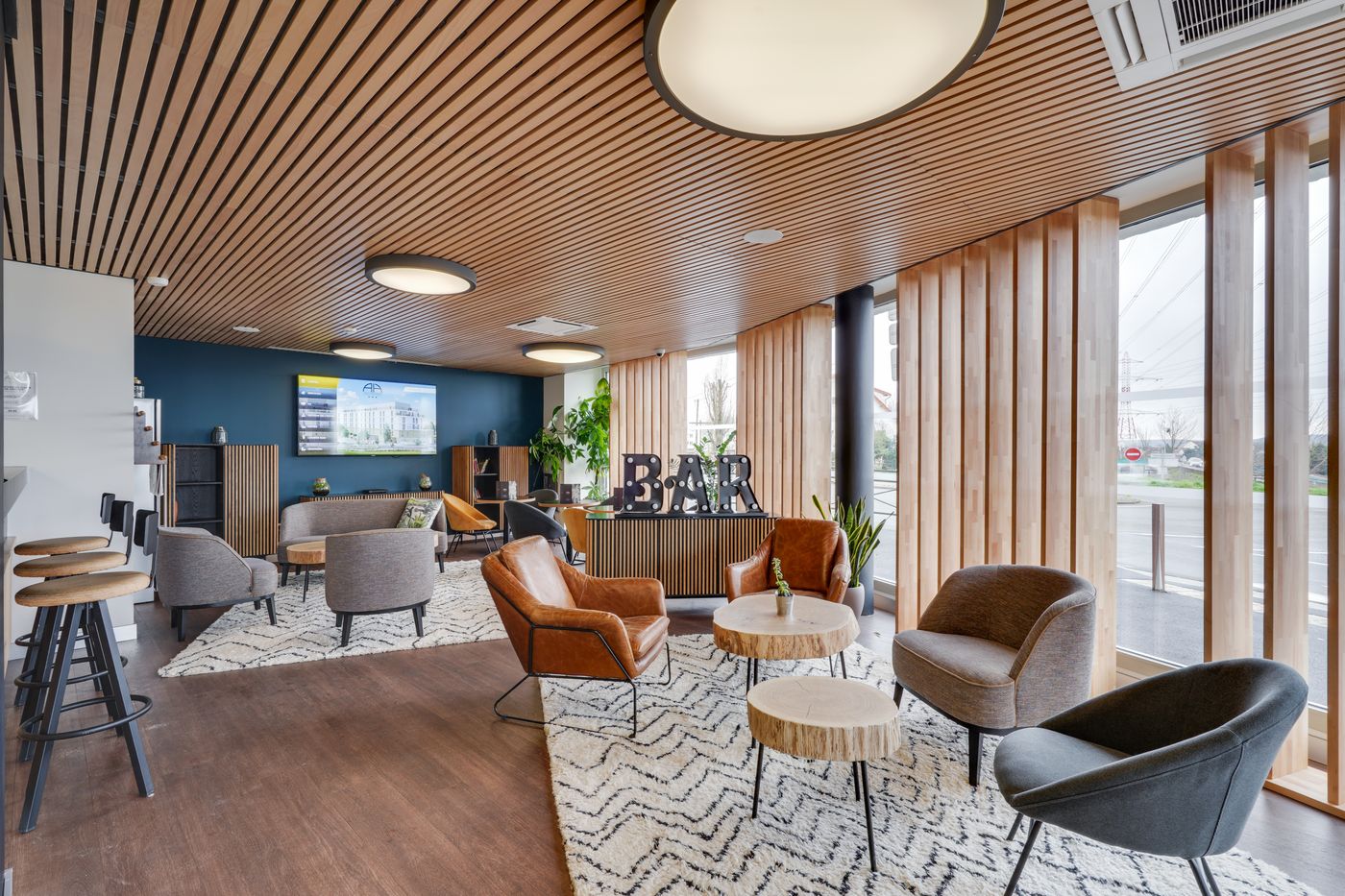 All-Suites-Massy-Palaiseau-Bar-17