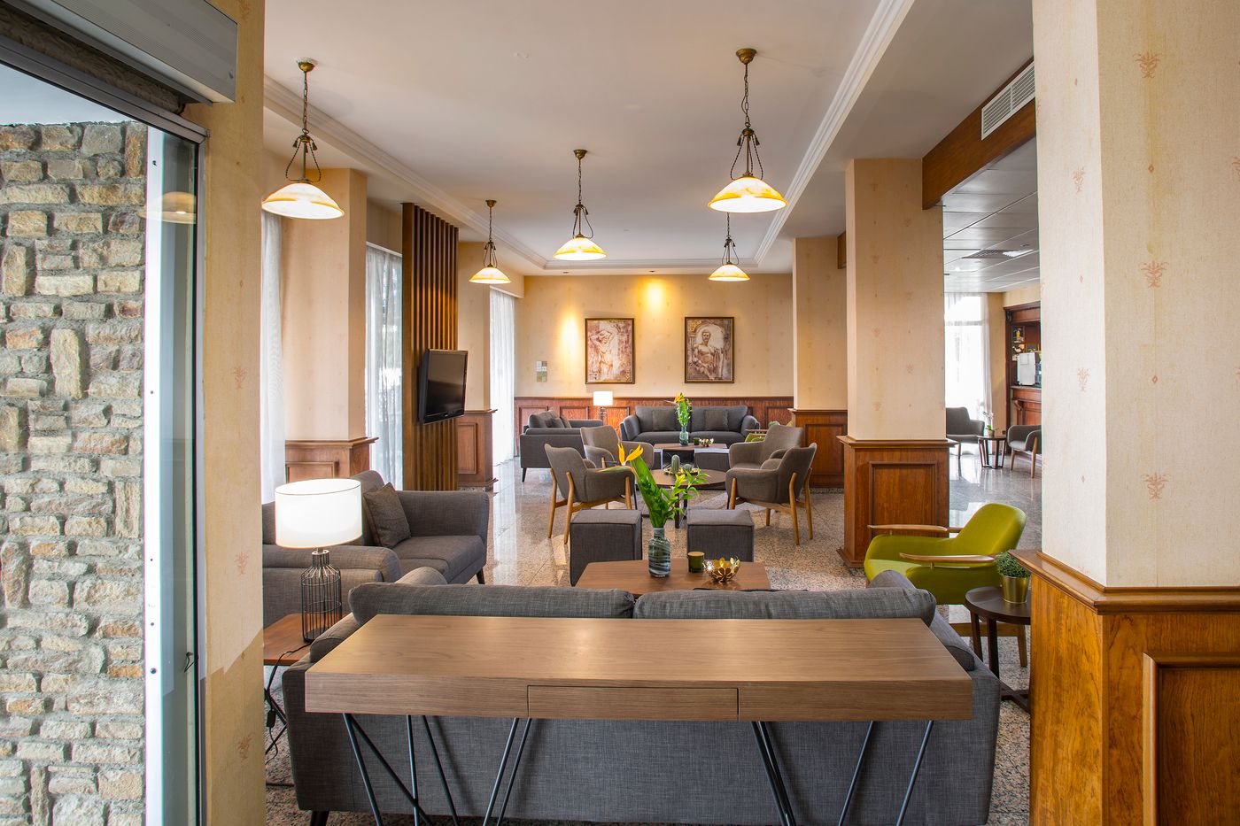 Kapetanios-Limassol-Hotel-Lobby-17