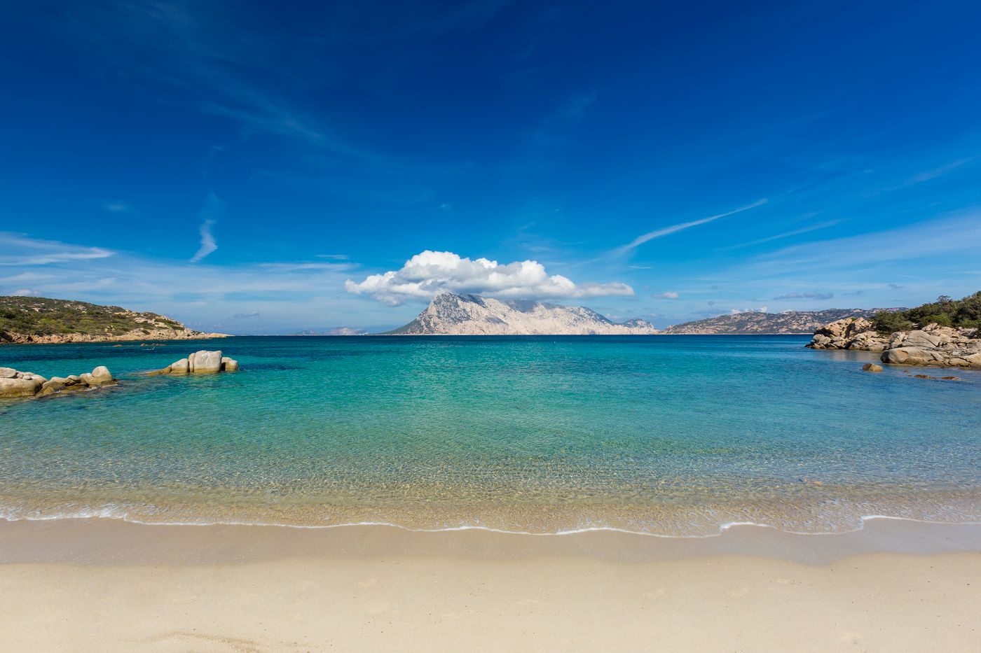 Grande-Baia-Resort-Hotel-Beach-42