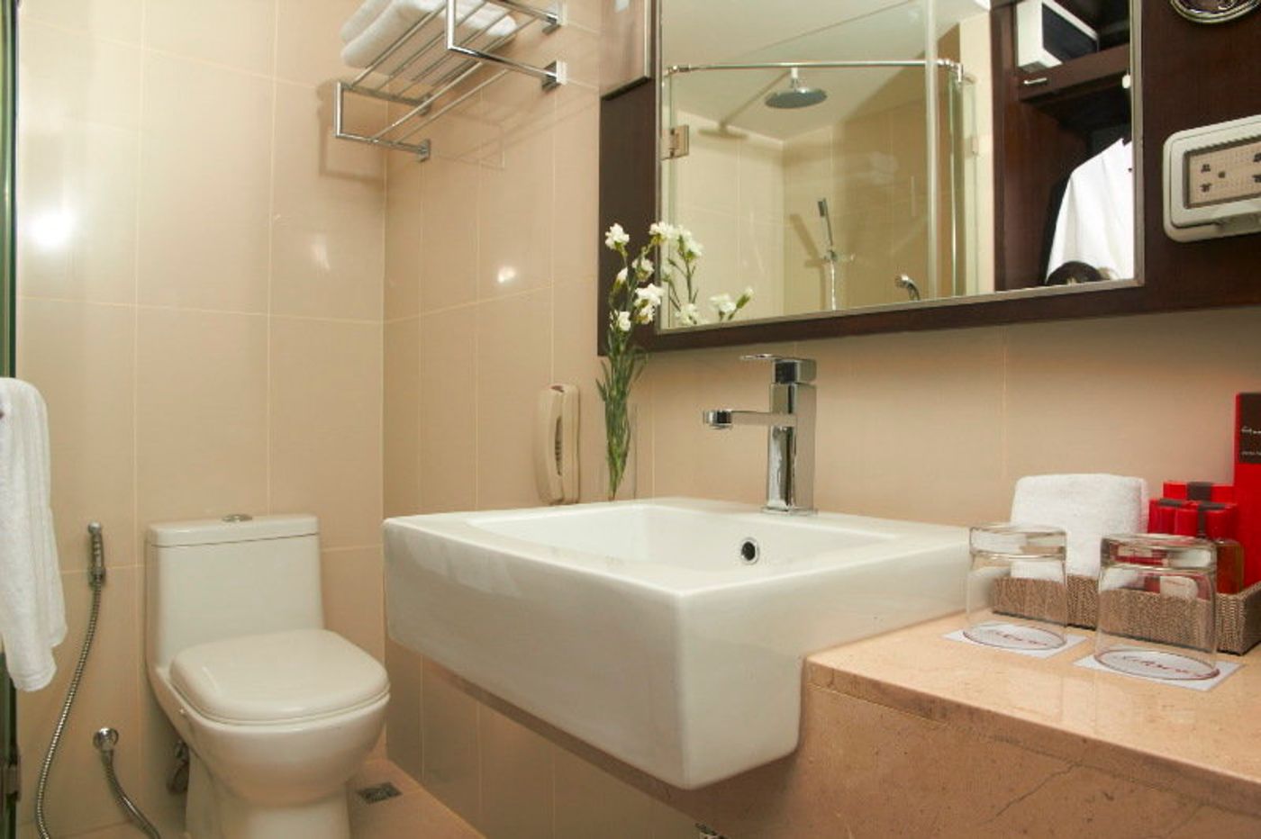 Mida-Hotel-Ngamwongwan-Room-14