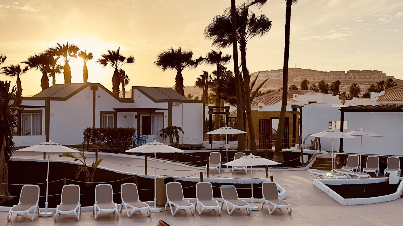 Club-Caleta-Dorada-Pool-15