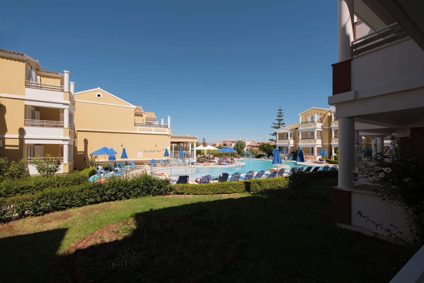 Paradise Hotel Apartments