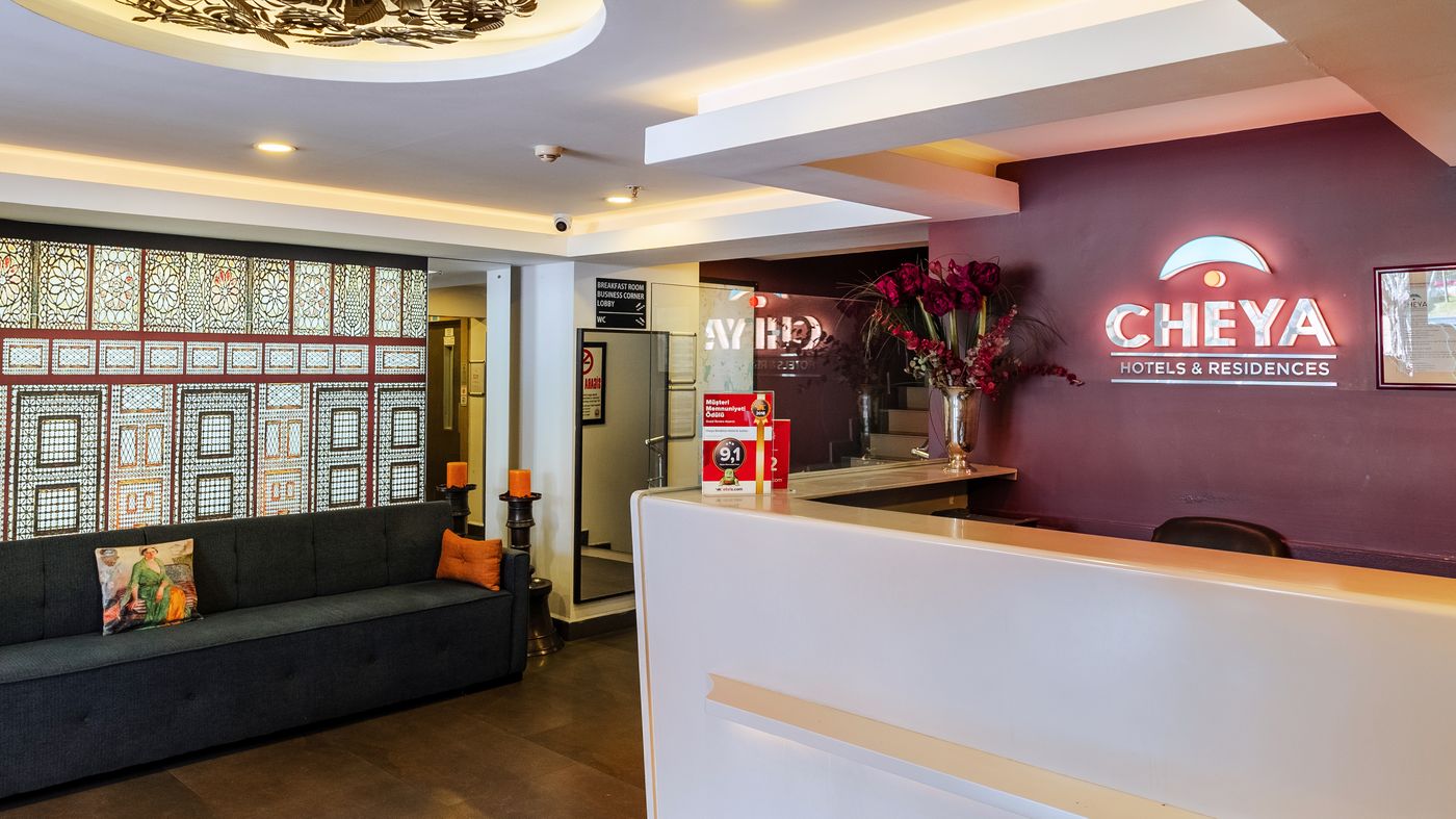 Cheya-Besiktas-Hotel---Suites-Lobby-14