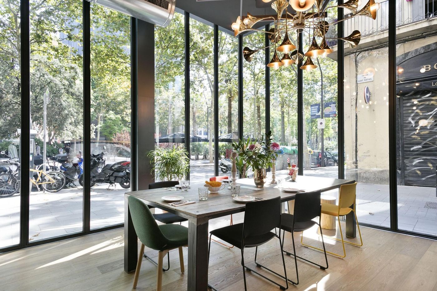 Niu Barcelona-Spain-Barcelona-General view-2