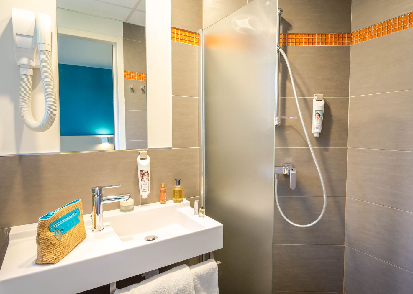 B&B HOTEL Marseille Centre la Timone-France-MARSEILLE-Room-7