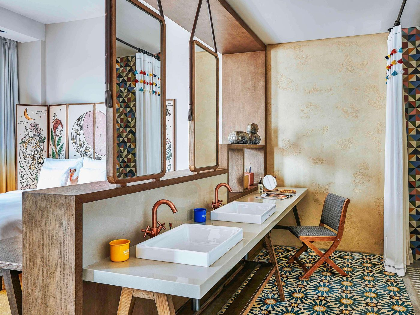 25hours-Hotel-Dubai-One-Central-Room-26