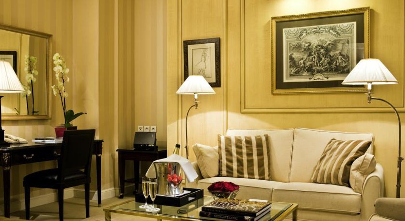 Hotel-Francois-1er-Room-23