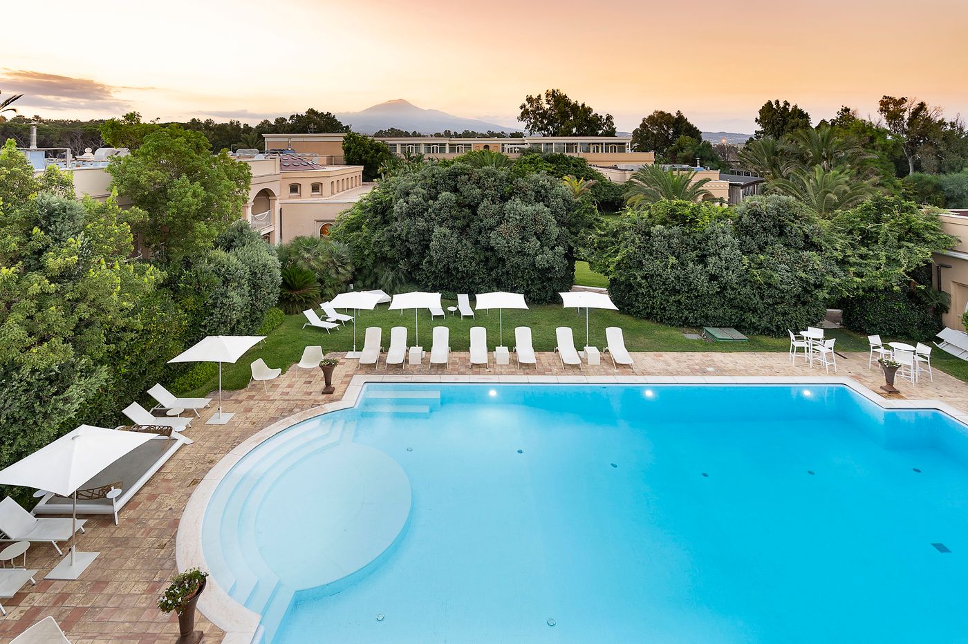 Romano-Palace-Luxury-Hotel-Pool-5