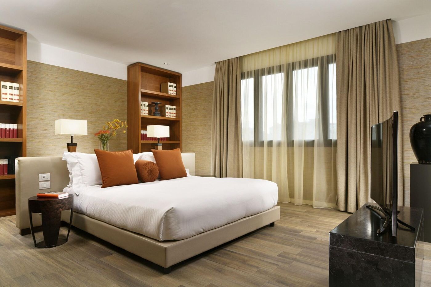 Milan-Suite-Hotel-Room-17