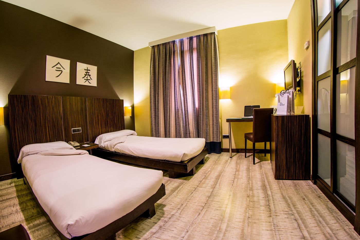 Hotel-Arosa-Room-29