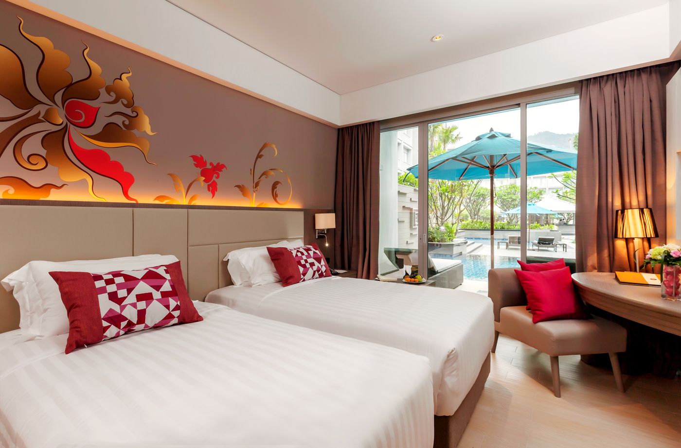 Grand-Mercure-Phuket-Patong-Room-24