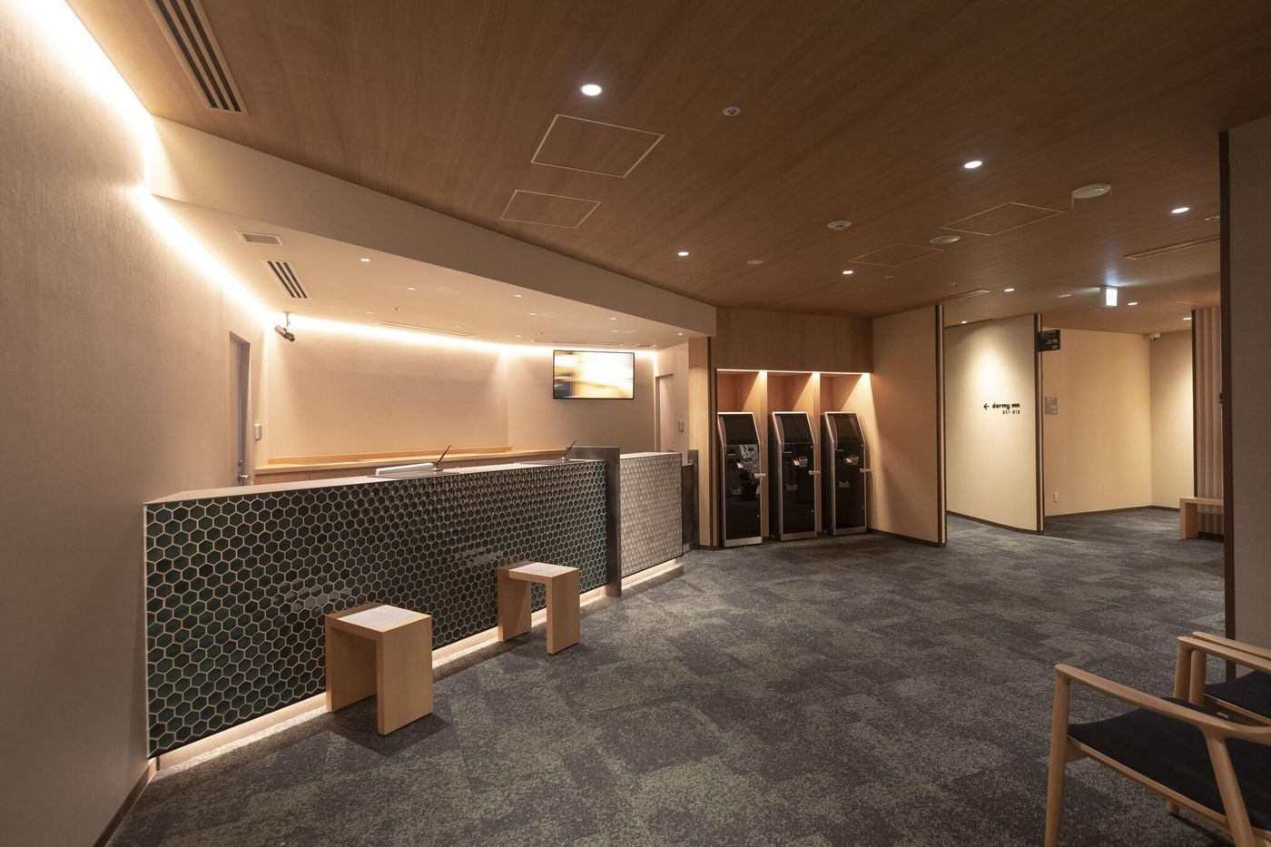 Dormy Inn Korakuen Hot Springs-Japan-Tokyo-Lobby-9