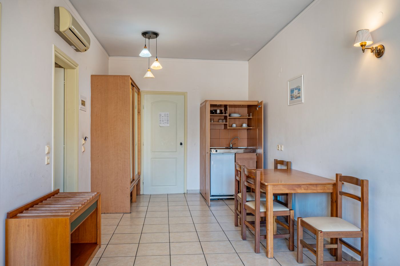 Lefkoniko-Bay-Room-14