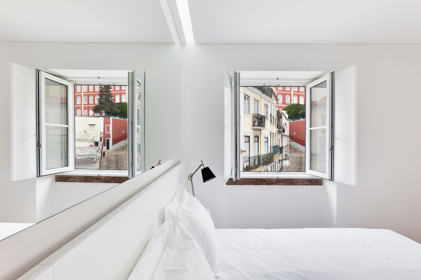 Hello-Lisbon-Rossio-Room-43