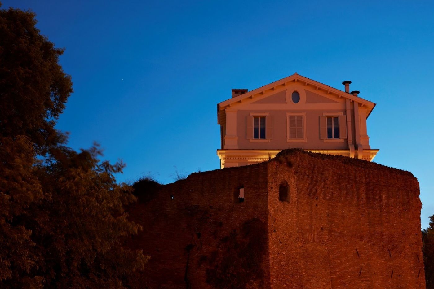 The-Building-General-view-77