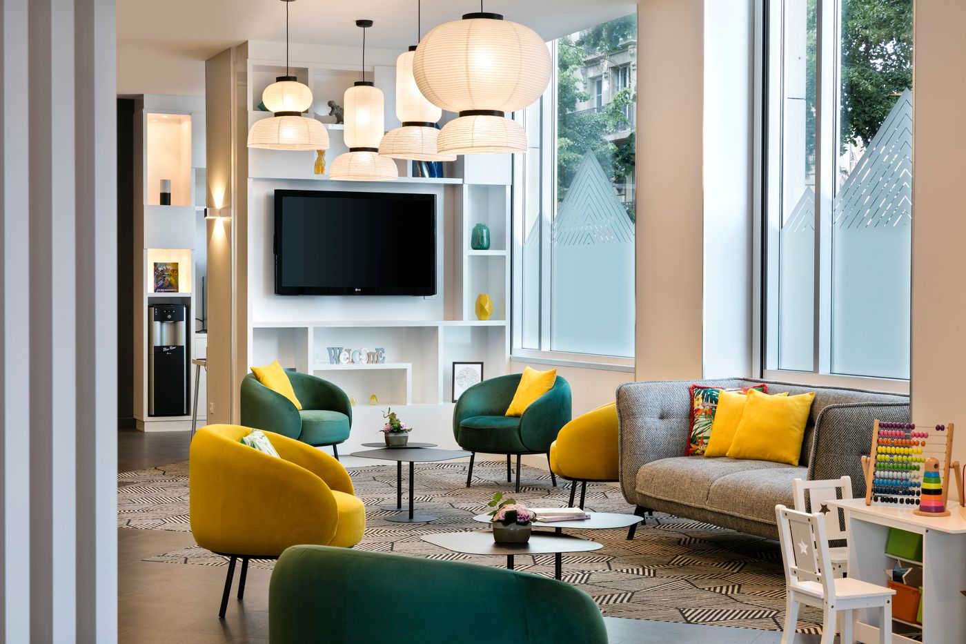 Citadines-Place-d-Italie-Paris-Lobby-13