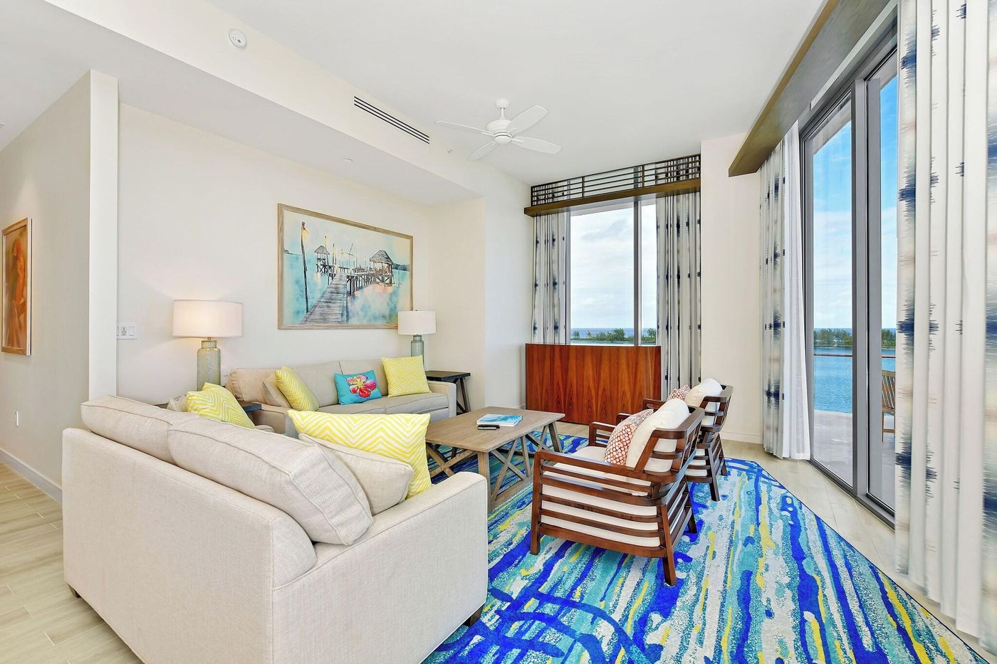 Margaritaville-Resort-Nassau-Room-32