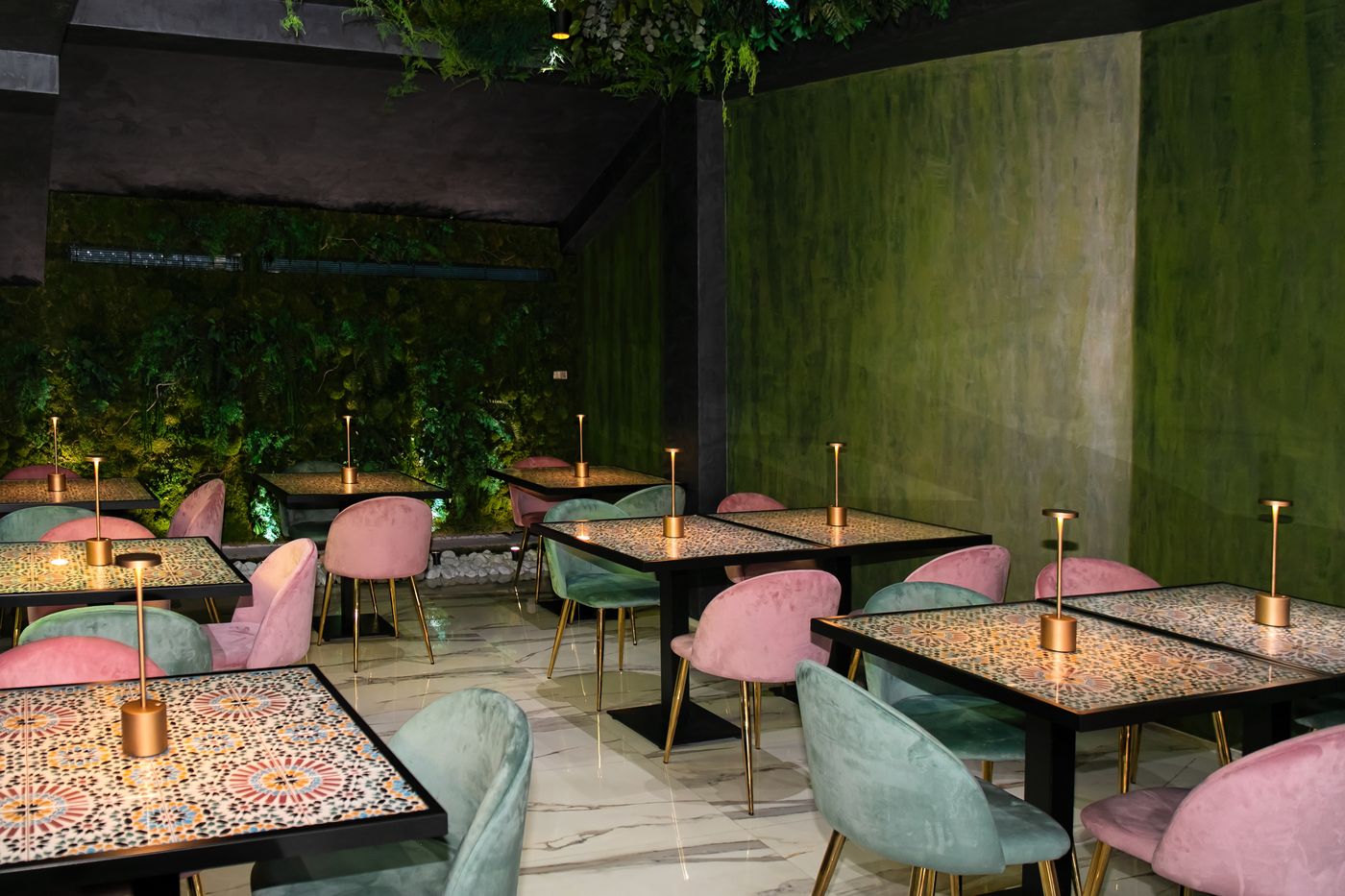 Caravita-Restaurant-17