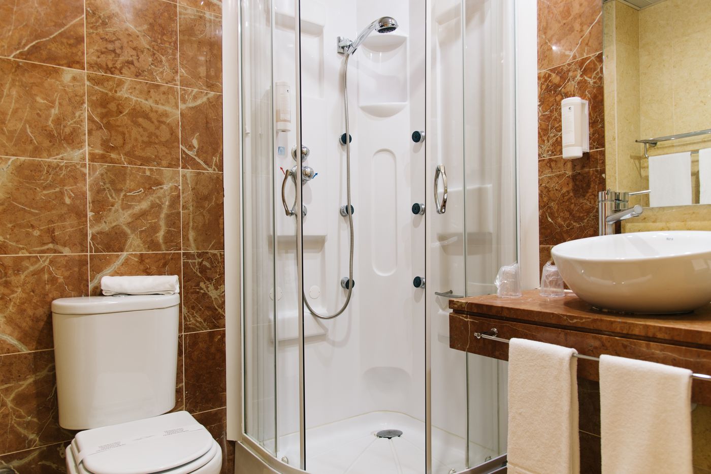 America-Diamonds-Room-39