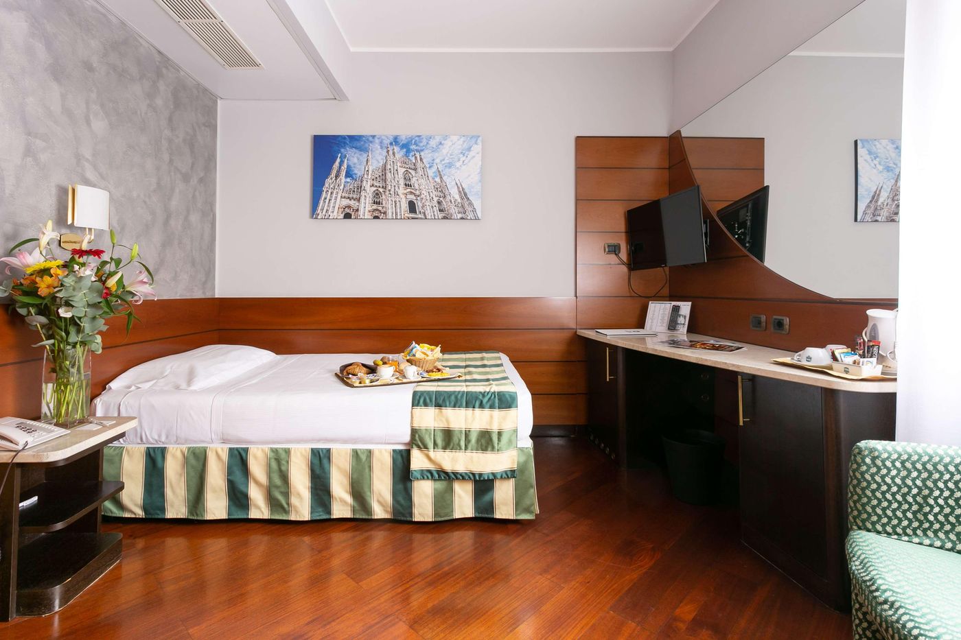 Hotel-Mirage--Sure-Hotel-Collection-by-Best-Wester-Room-19