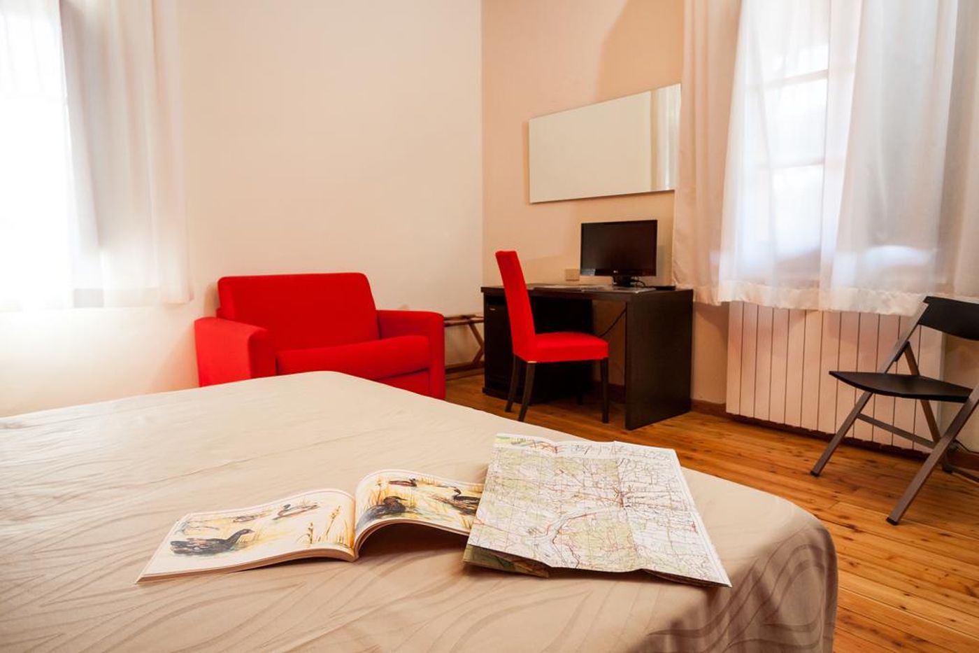 Casale-La-Sterpaia-Room-4